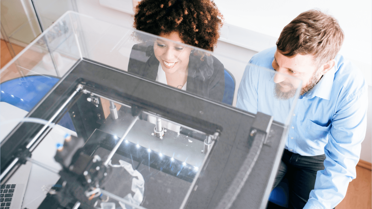 業務用3Dプリンターの選び方とは? 家庭用3Dプリンターの違いや選び方のポイントを解説します